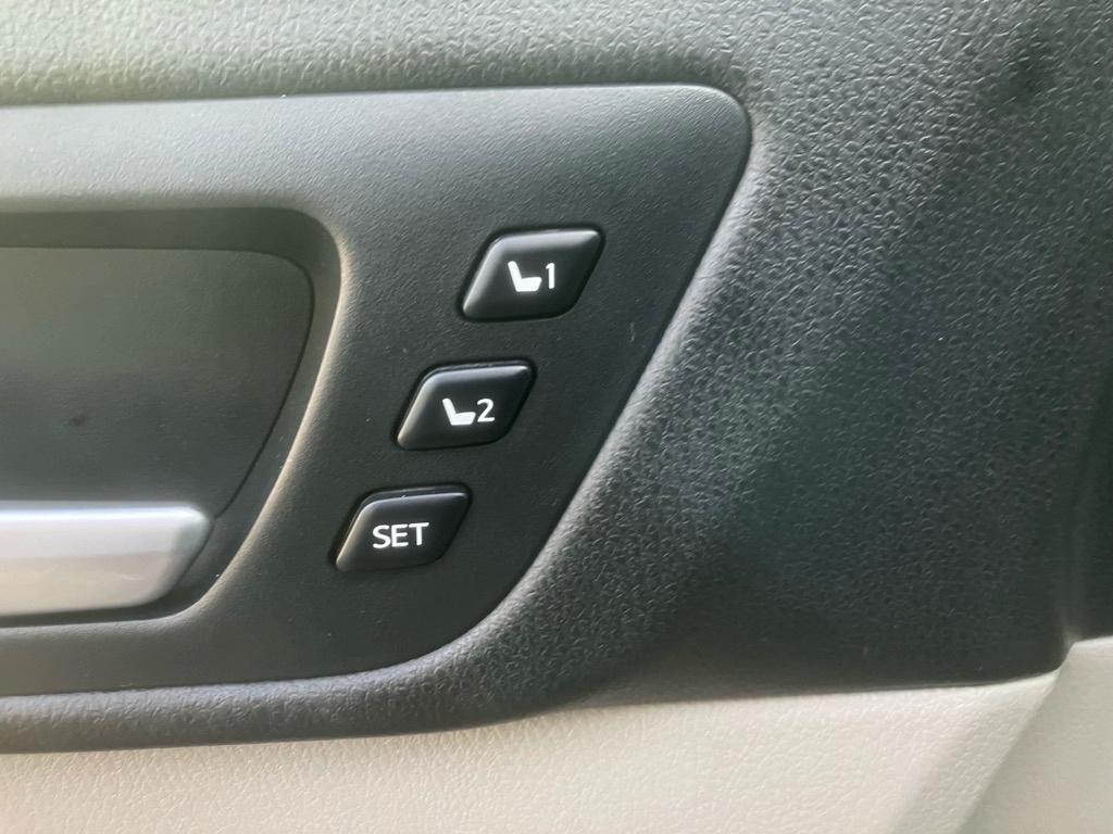 Toyota Highlander Limited AWD V6 2016