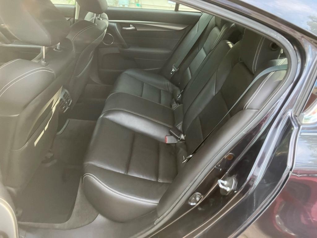 Acura TL 6-Speed AT SH-AWD with Tech Package 2012