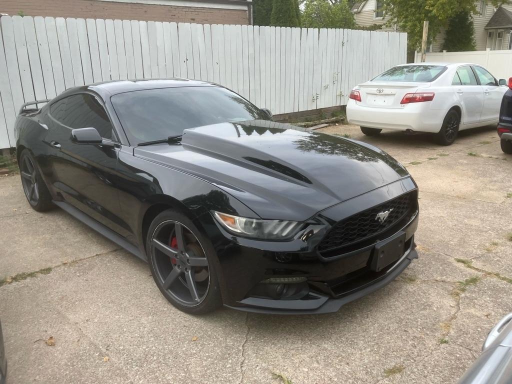 Ford Mustang V6 Coupe 2016