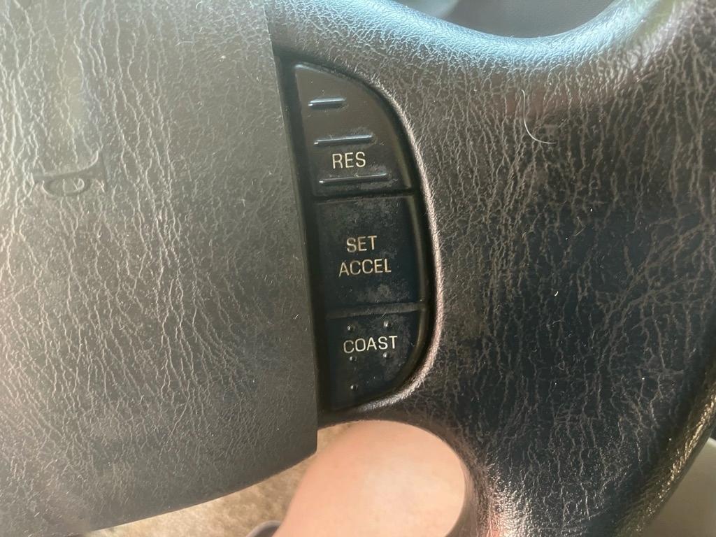 Ford Econoline E-350 XL Super Duty Extended 2010