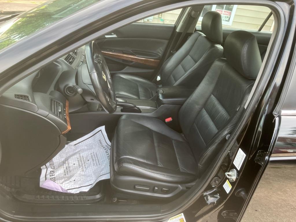 Honda Accord EX-L V6 Sedan AT 2012