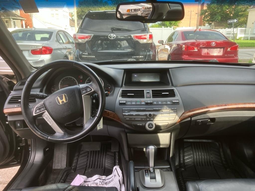 Honda Accord EX-L V6 Sedan AT 2012