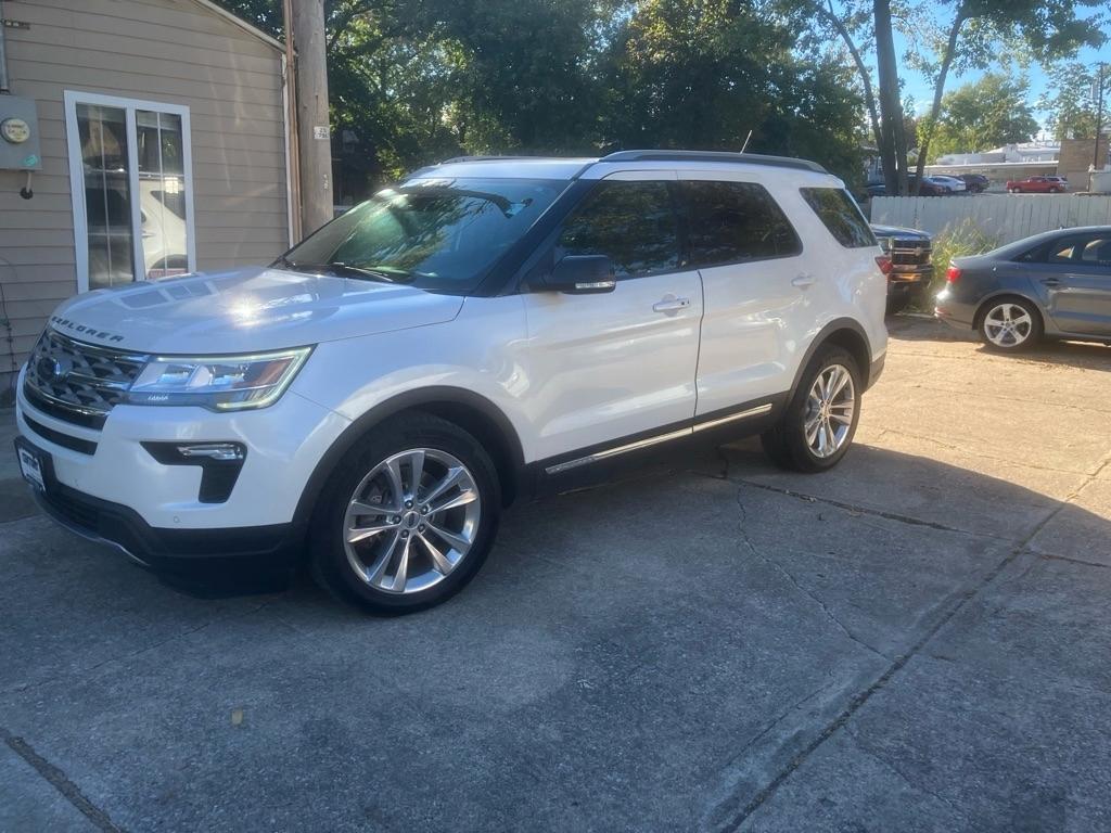 Ford Explorer XLT 4WD 2018