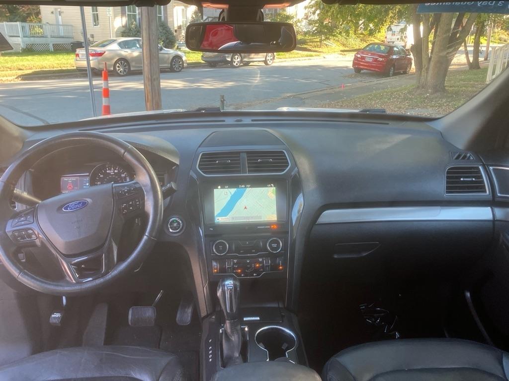 Ford Explorer XLT 4WD 2018
