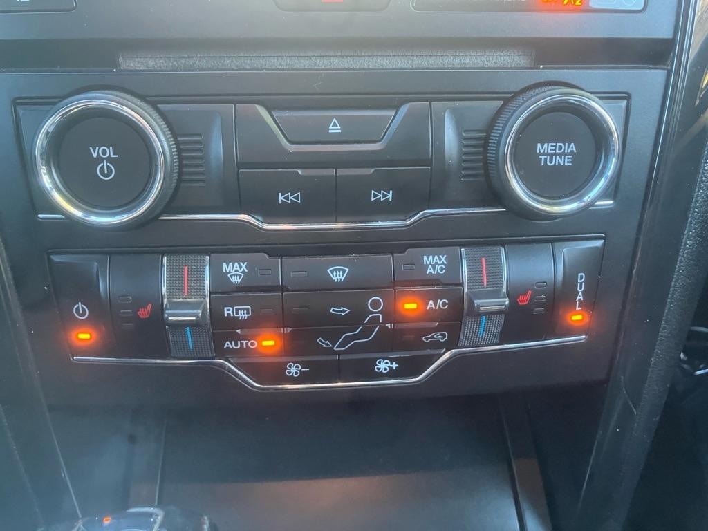 Ford Explorer XLT 4WD 2018