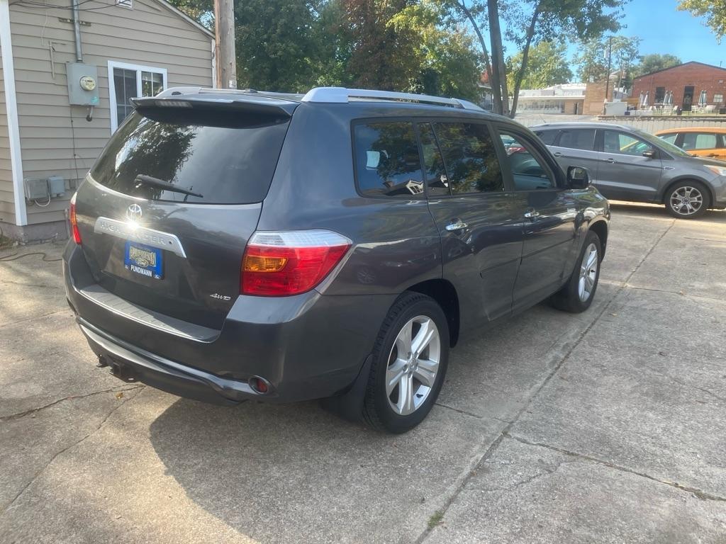 Toyota Highlander Limited 4WD 2010