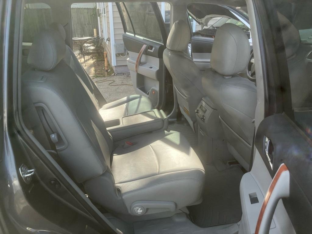 Toyota Highlander Limited 4WD 2010