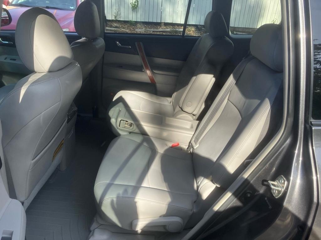 Toyota Highlander Limited 4WD 2010