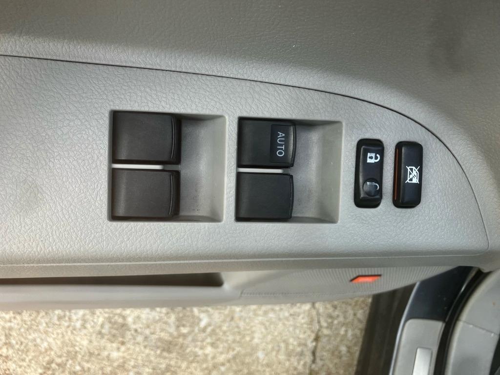 Toyota Highlander Limited 4WD 2010