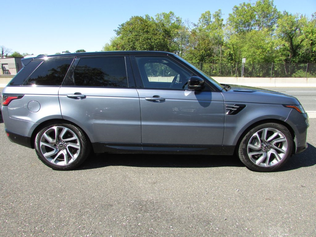 2020 Land Rover Range Rover Sport HSE photo 7