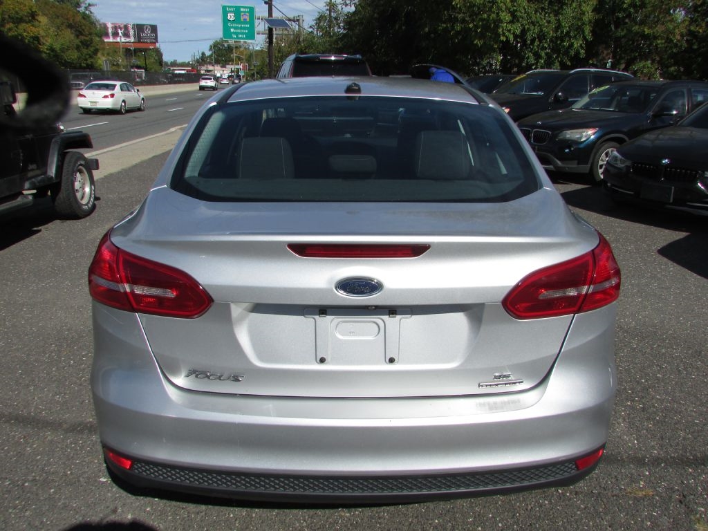 Ford Focus 4dr Sdn SE 2016 Ford Focus 4dr Sdn SE 2016