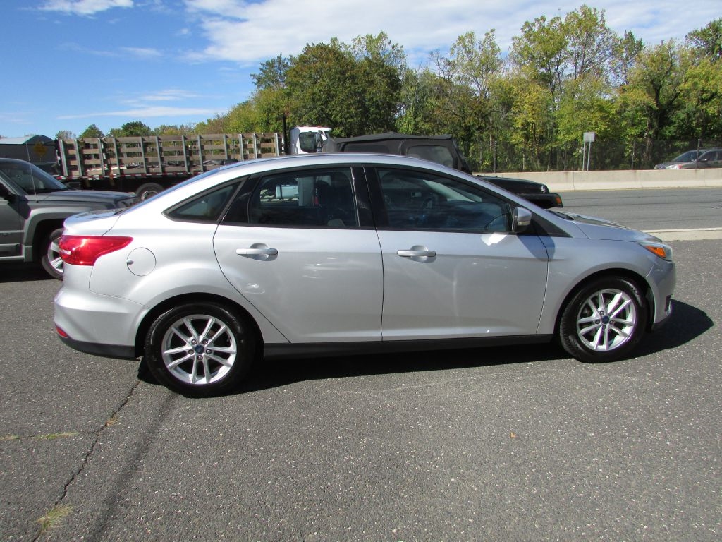 Ford Focus 4dr Sdn SE 2016 Ford Focus 4dr Sdn SE 2016