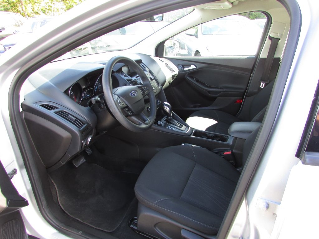 Ford Focus 4dr Sdn SE 2016 Ford Focus 4dr Sdn SE 2016