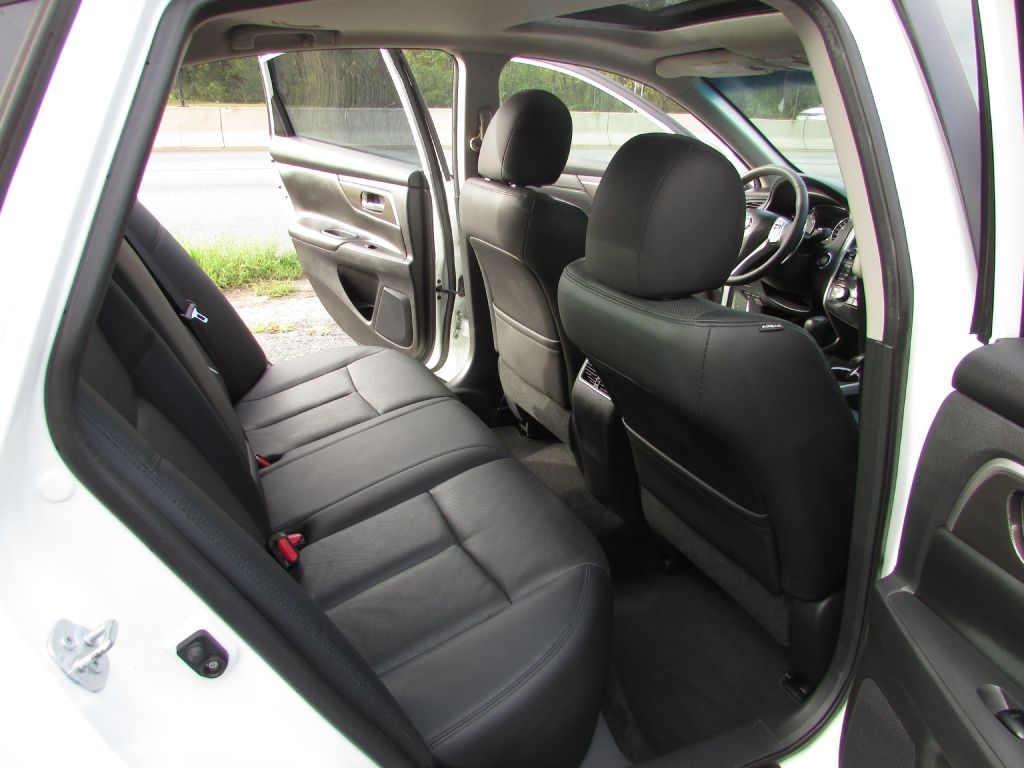 Nissan Altima 4dr Sdn V6 3.5 SL *Ltd Avail* 2015 Nissan Altima 4dr Sdn V6 3.5 SL *Ltd Avail* 2015