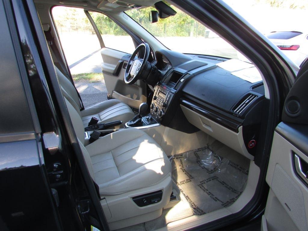 Land Rover LR2 AWD 4dr HSE 2012