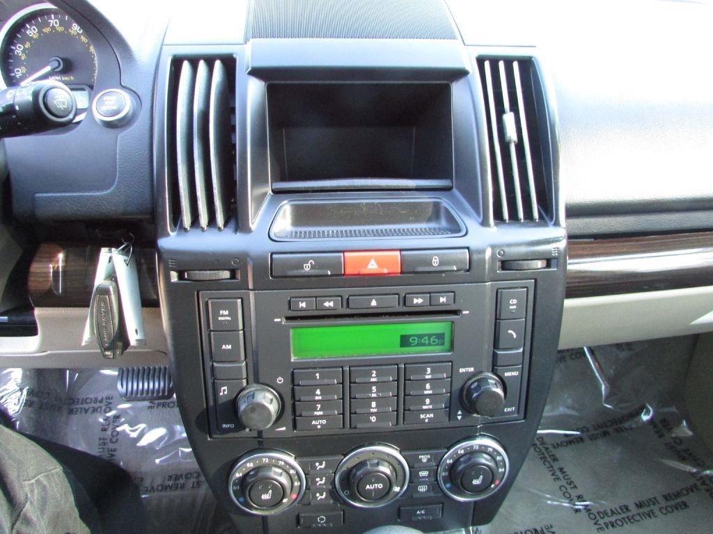 Land Rover LR2 AWD 4dr HSE 2012