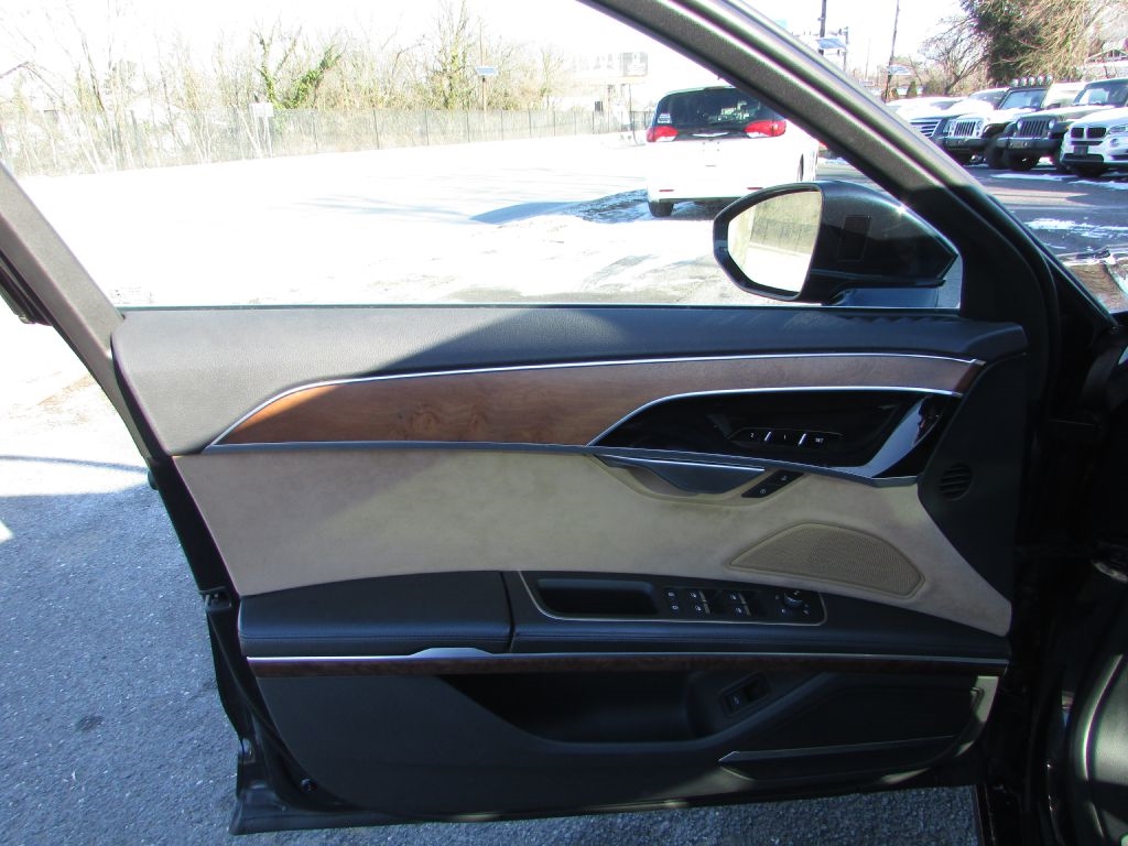 Audi A8 L 55 TFSI quattro 2019