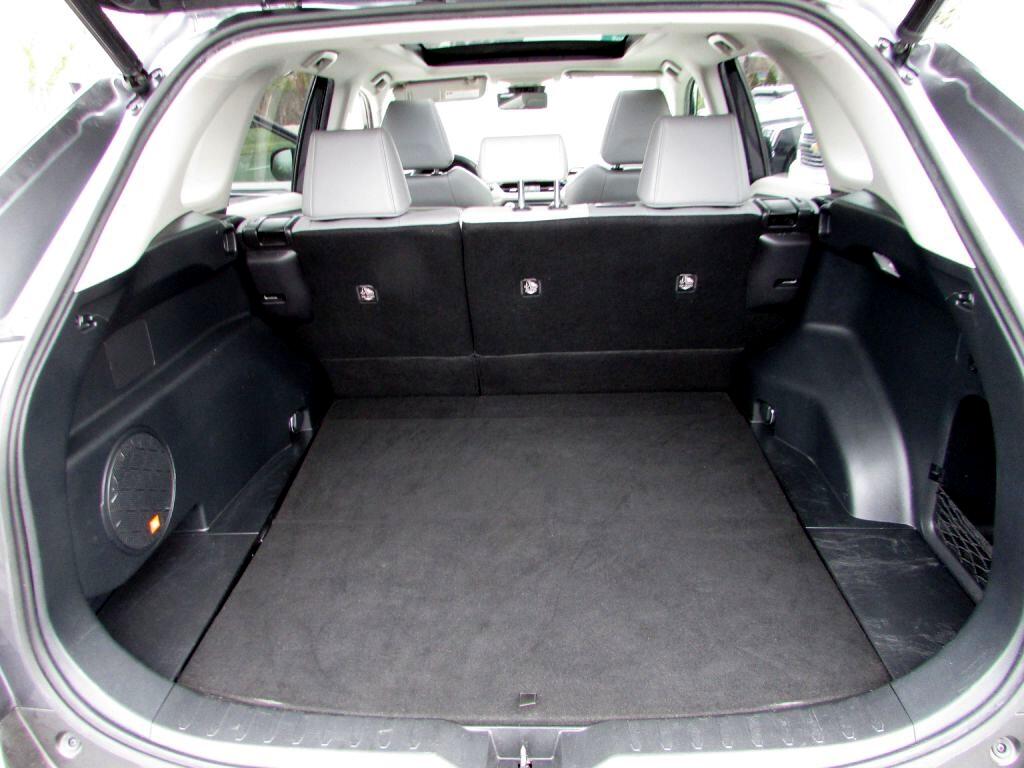 Toyota RAV4 Limited FWD (Natl) 2019