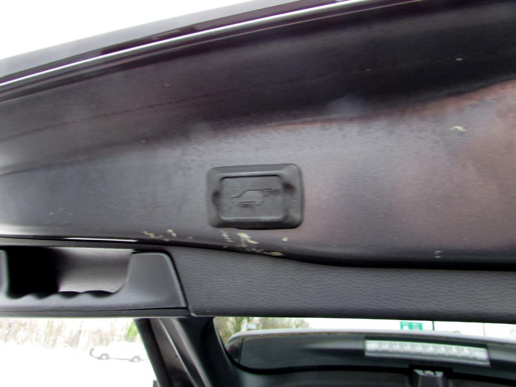 Toyota RAV4 Limited FWD (Natl) 2019