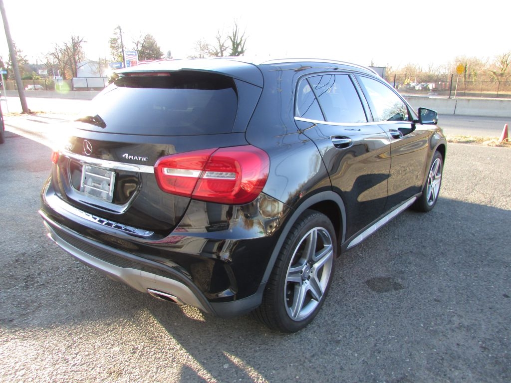 Mercedes-Benz GLA 4MATIC 4dr GLA 250 2016