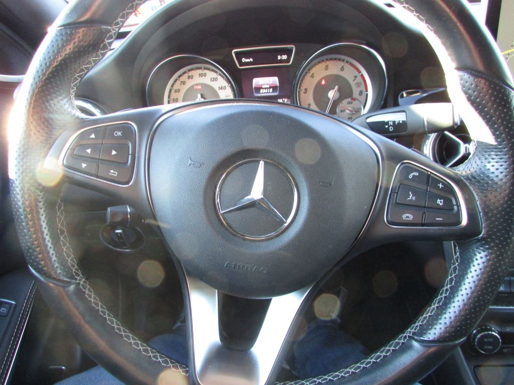 Mercedes-Benz GLA 4MATIC 4dr GLA 250 2016