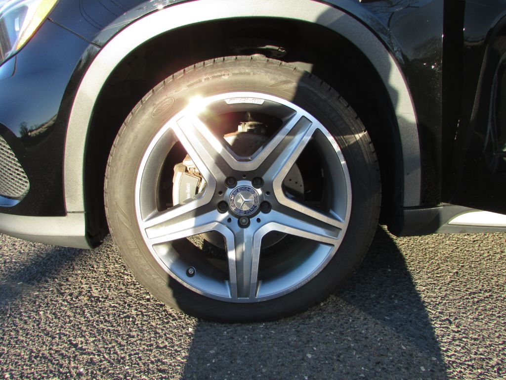 Mercedes-Benz GLA 4MATIC 4dr GLA 250 2016