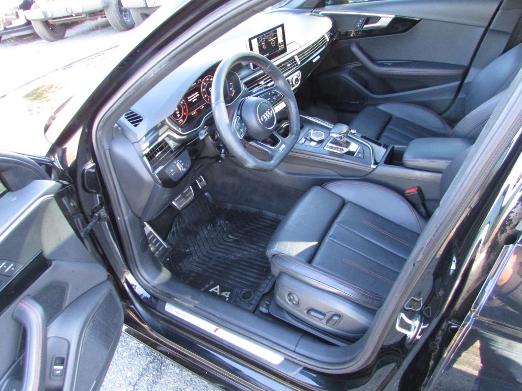 Audi A4 2.0 TFSI Tech Premium Plus S Tronic quattro AWD 2018