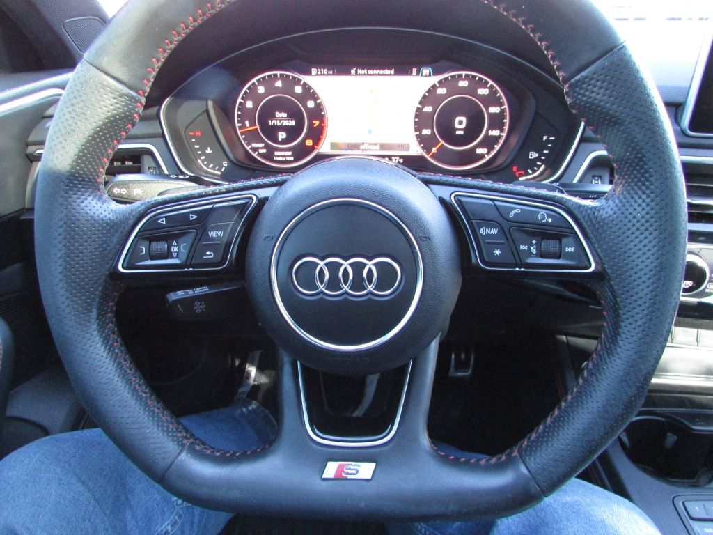 Audi A4 2.0 TFSI Tech Premium Plus S Tronic quattro AWD 2018