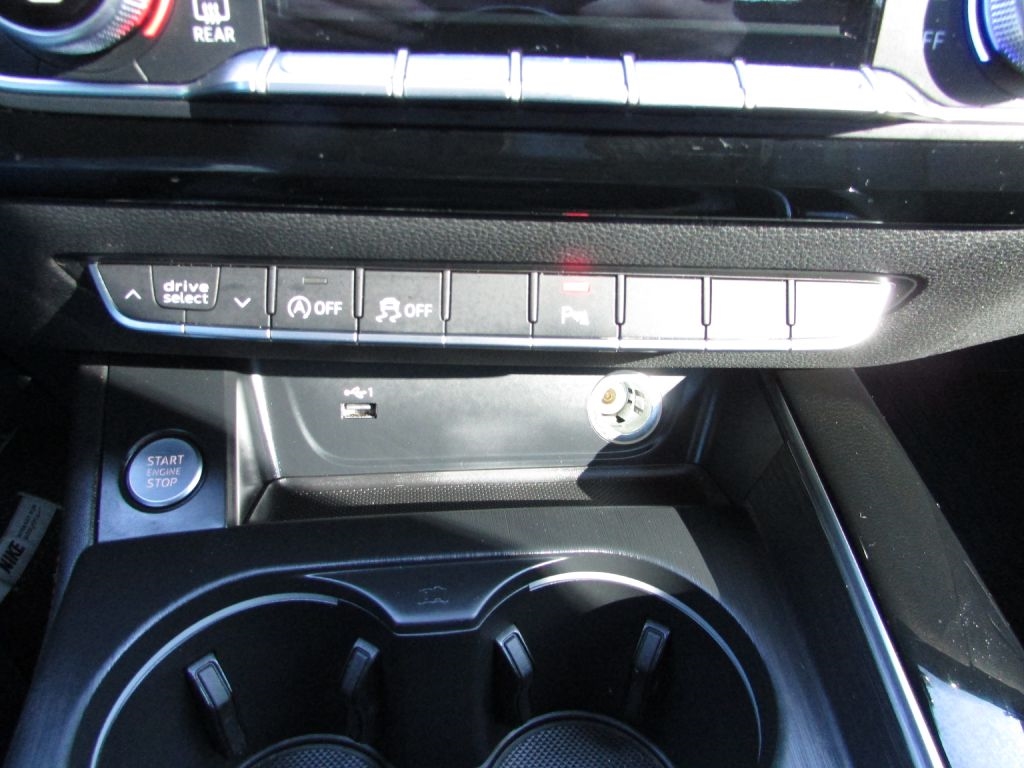 Audi A4 2.0 TFSI Tech Premium Plus S Tronic quattro AWD 2018