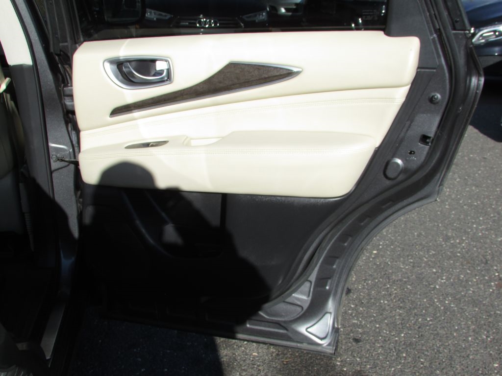 Infiniti QX60 AWD 4dr 2015