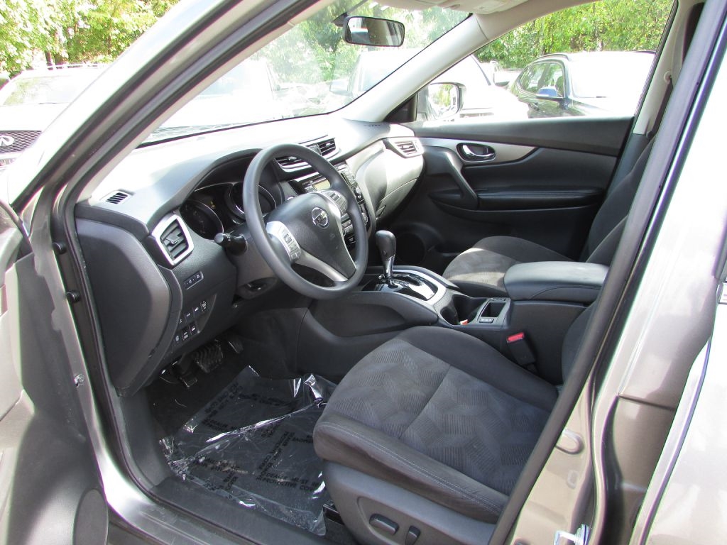 Nissan Rogue AWD 4dr SV 2015