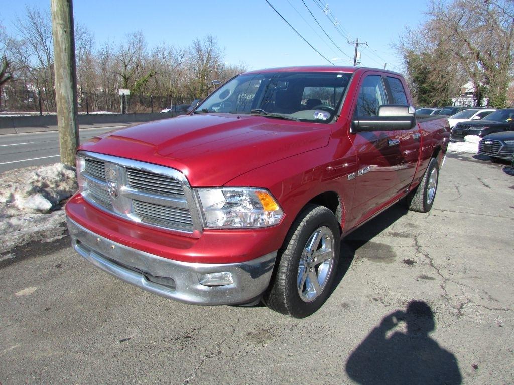 Dodge Ram 1500 4WD Quad Cab 140.5" SLT 2010