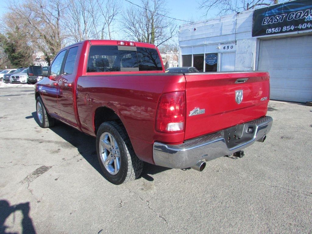 Dodge Ram 1500 4WD Quad Cab 140.5" SLT 2010