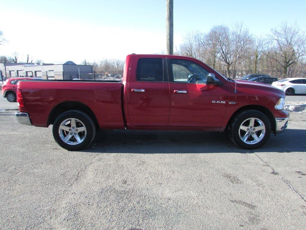 Dodge Ram 1500 4WD Quad Cab 140.5" SLT 2010
