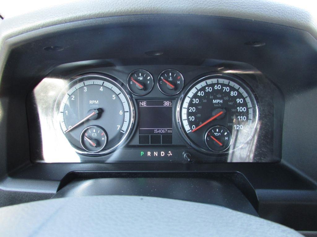 Dodge Ram 1500 4WD Quad Cab 140.5" SLT 2010