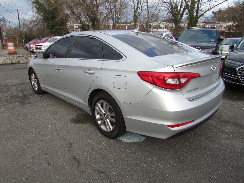 Hyundai Sonata 4dr Sdn 2.4L SE 2016