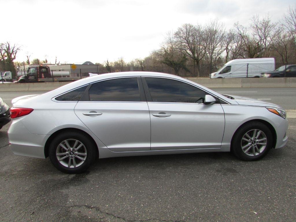 Hyundai Sonata 4dr Sdn 2.4L SE 2016