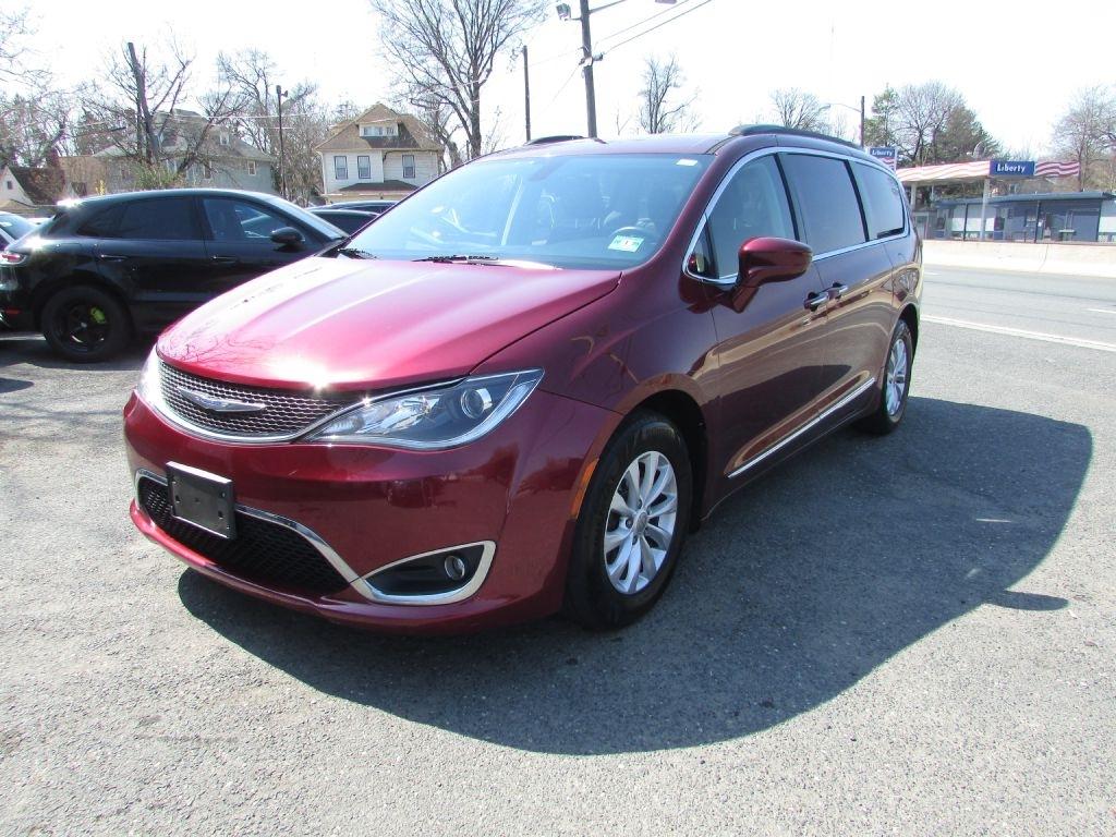 Chrysler Pacifica Touring-L FWD 2017