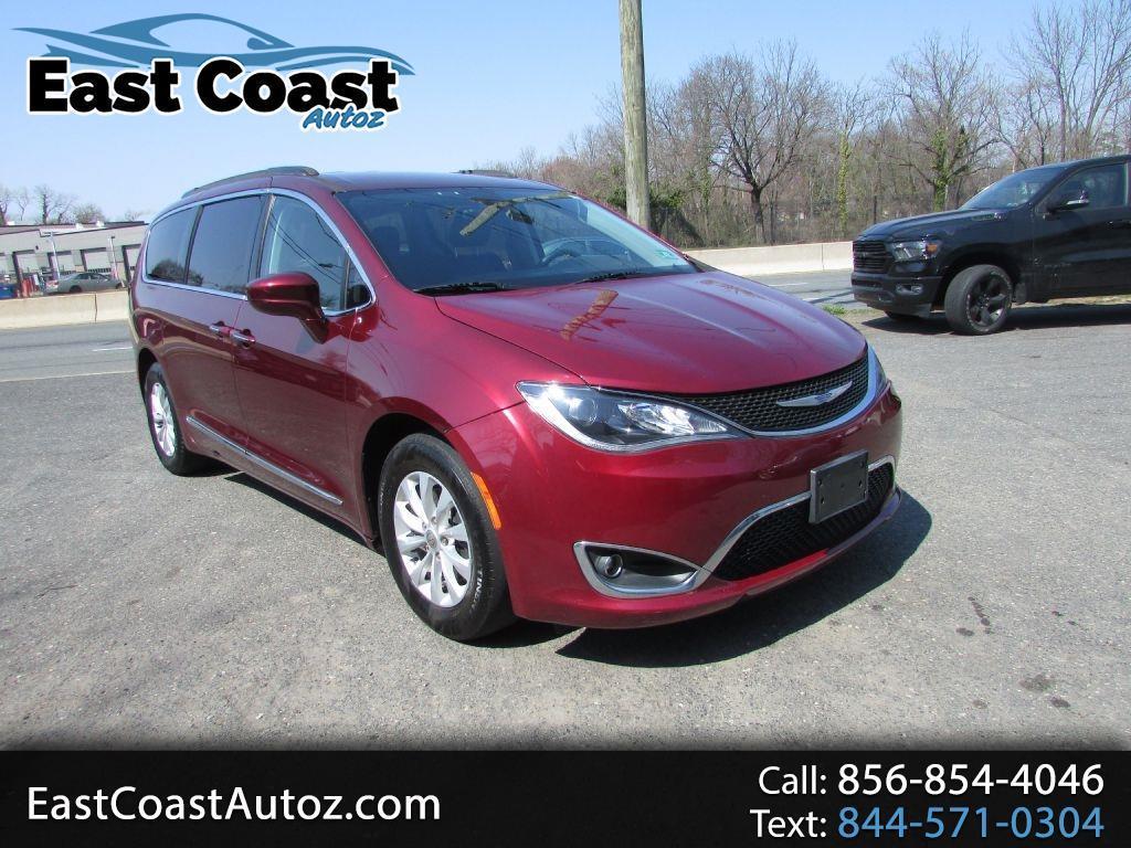 2017 Chrysler Pacifica Touring-L FWD