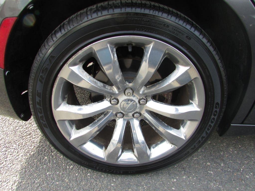 Chrysler 300 4dr Sdn 300C RWD 2015