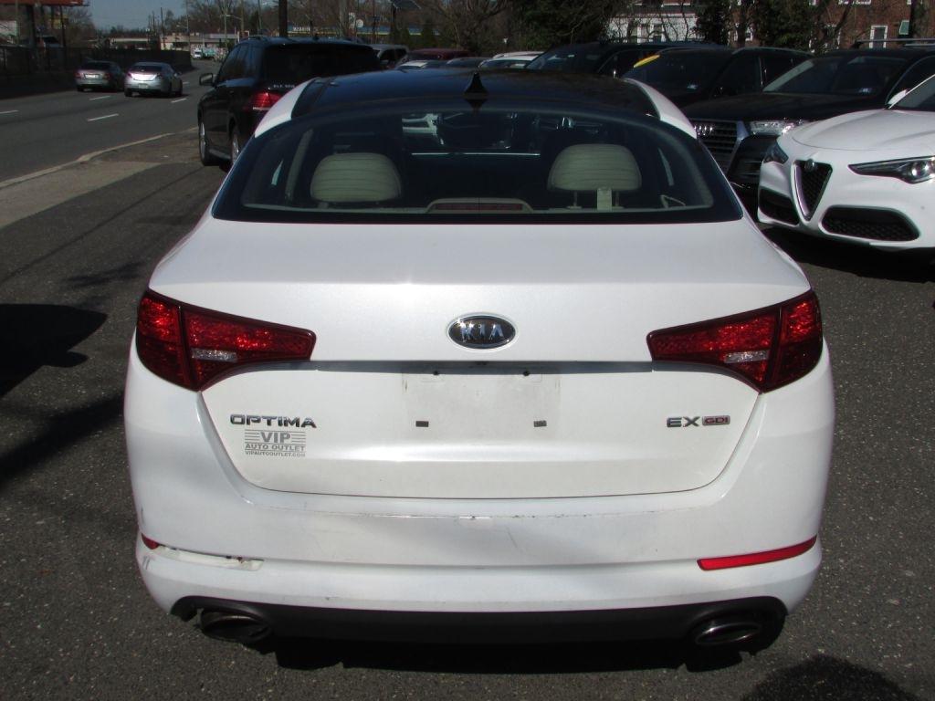 Kia Optima 4dr Sdn 2.4L Auto EX 2011