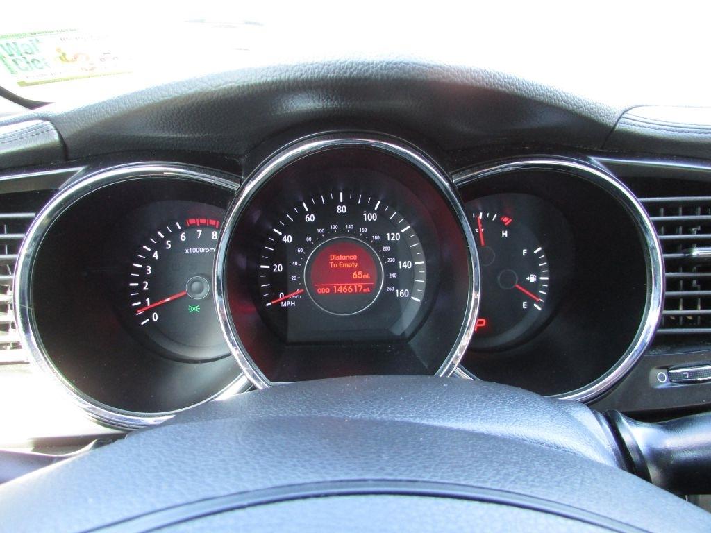 Kia Optima 4dr Sdn 2.4L Auto EX 2011