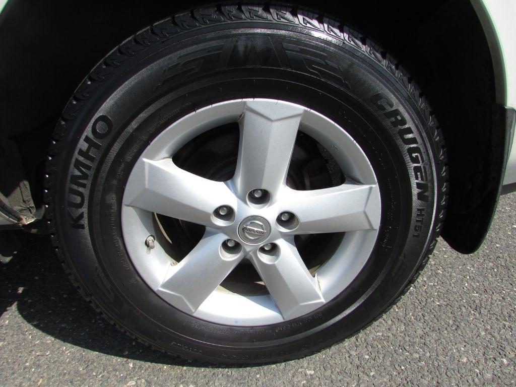 Nissan Rogue AWD 4dr S 2012