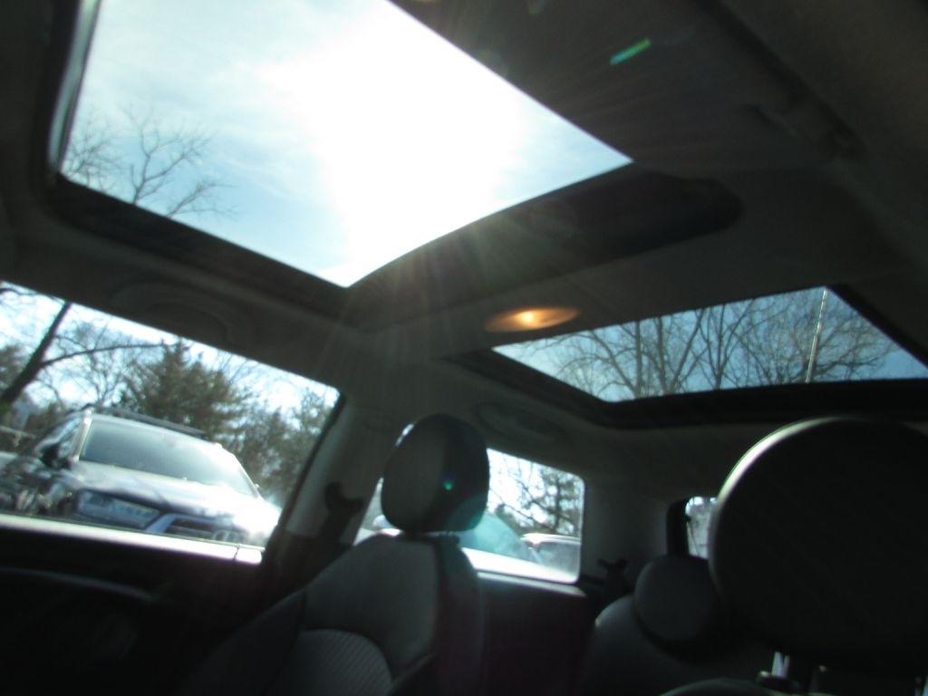 MINI Cooper Hardtop 2dr Cpe 2007