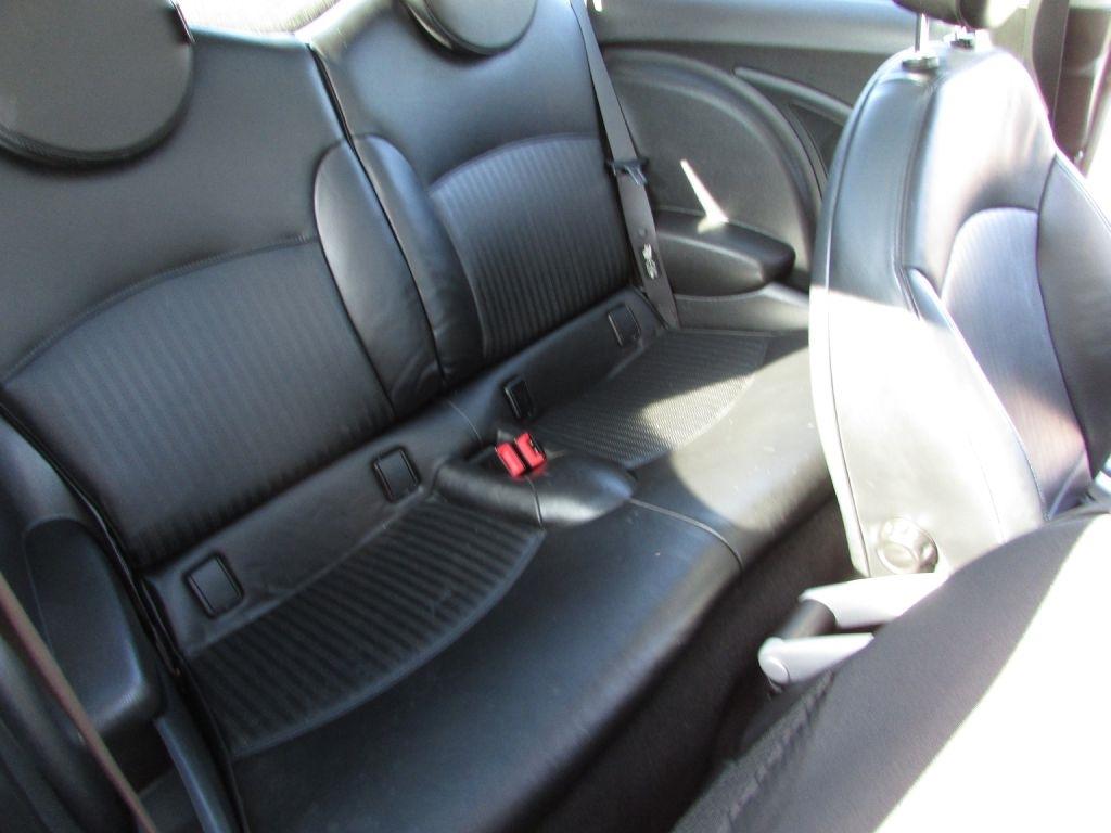 MINI Cooper Hardtop 2dr Cpe 2007