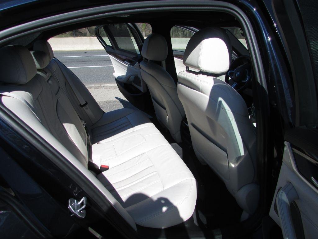 BMW 5 Series 540i xDrive Sedan 2017