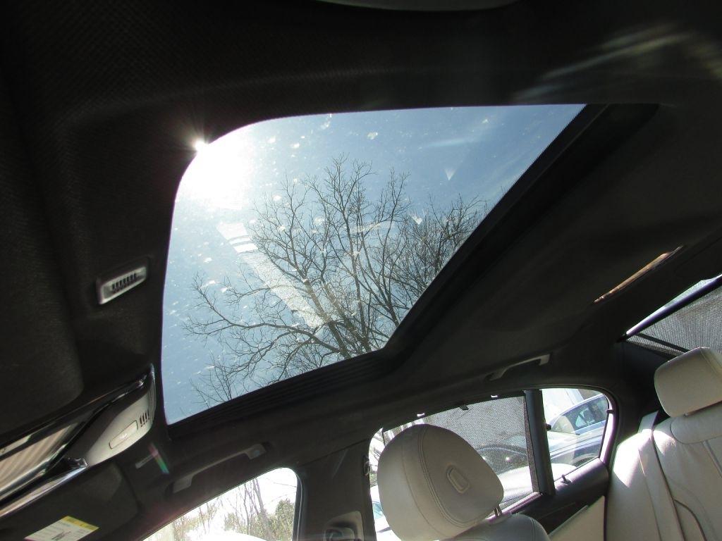 BMW 5 Series 540i xDrive Sedan 2017