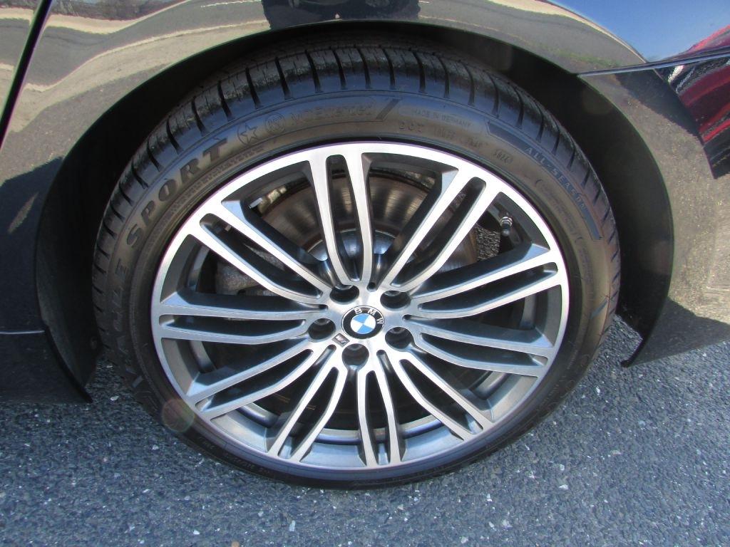 BMW 5 Series 540i xDrive Sedan 2017