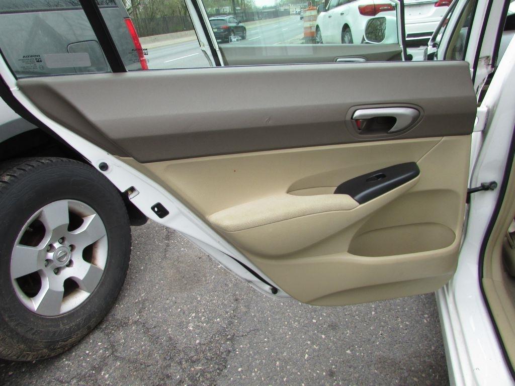 Honda Civic 4dr AT LX 2007