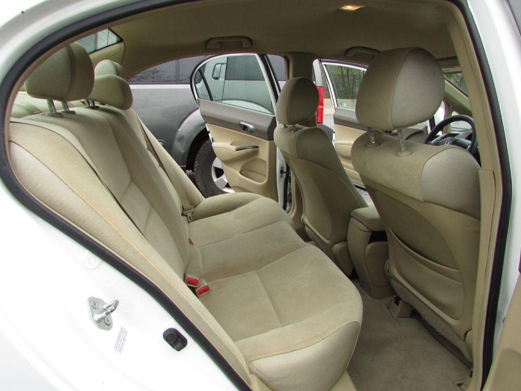 Honda Civic 4dr AT LX 2007